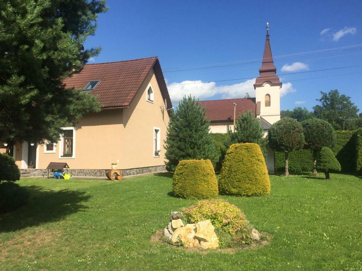 Hétvégi ház Vidiecky Dom Alexsandra - V Sukromi Turócandrásfalva